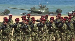 Sri Lankan commandos march during a rehearsal ahead of the War Victory parade in Colombo May 17, 2012. REUTERS/Dinuka Liyanawatte