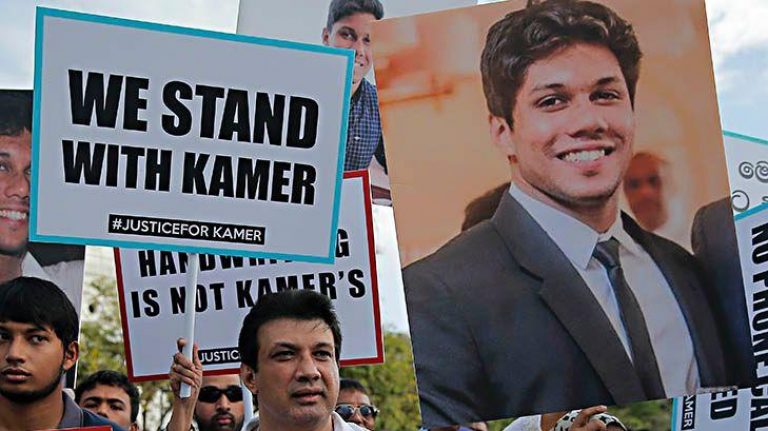 When Aussies do it – Sri Lankans condemn; When Sinhalese do it Sri Lankans go into hiding!