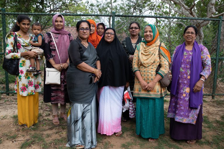 Is the majority vote alone is enough to become the president of Sri Lanka?