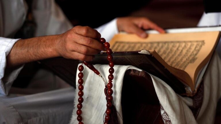 Sri Lanka: Respect burial rights & stop mandatory cremations of COVID-19 victims – Petition  by women