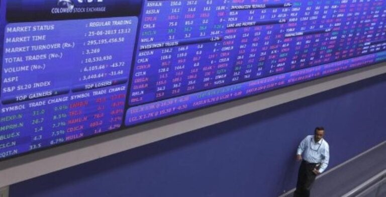 Sri Lanka’s bonds tumble as default worries mount