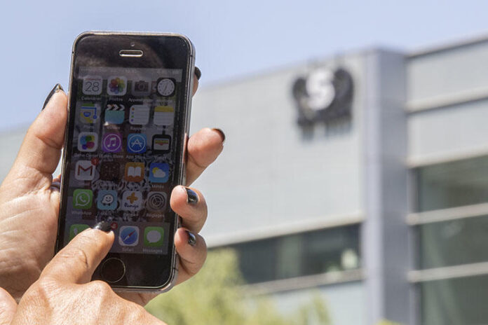 ISRAEL-US-IT-HACK-APPLE