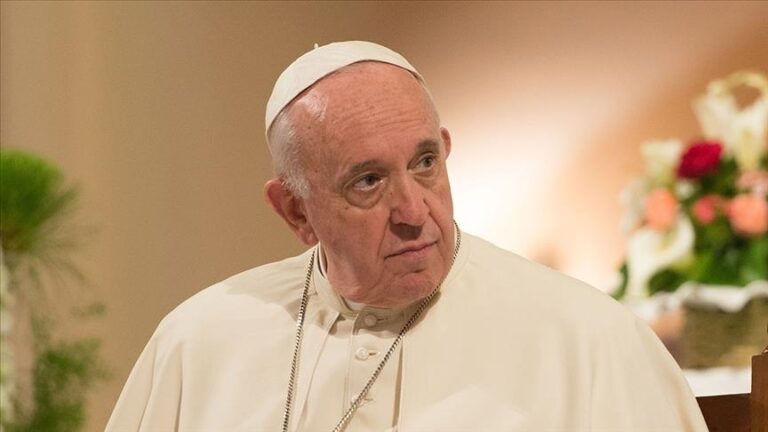 In a hand written letter, Pope Francis offers support to Cardinal on Easter Attacks in Sri Lanka