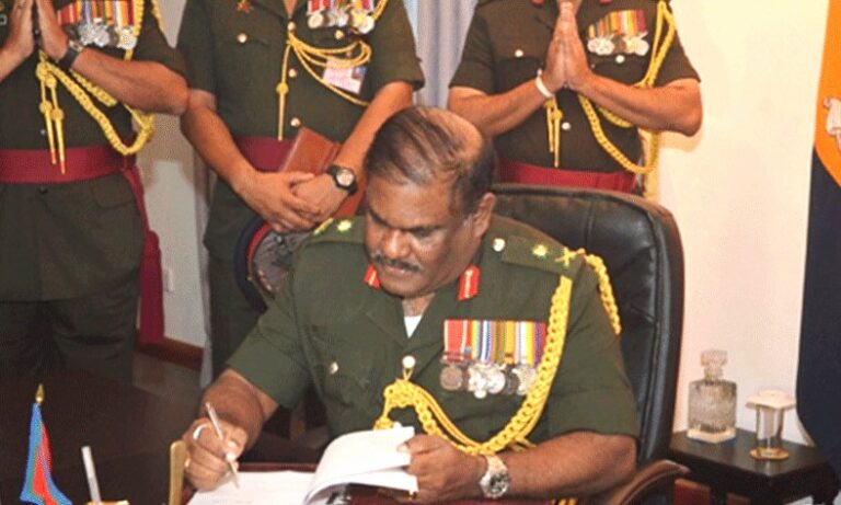 Maj. Gen. Jagath Alwis instructed IGP to ignore the thugs who came from Temple Trees to attack protestors!