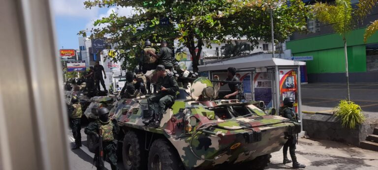 Sri Lanka: Opposition parties urge restraint from security forces