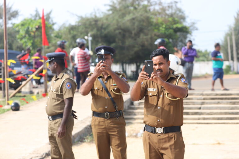 Sri Lanka: Mullaitivu police threaten to shoot Tamils over Maaveerar Naal commemorations