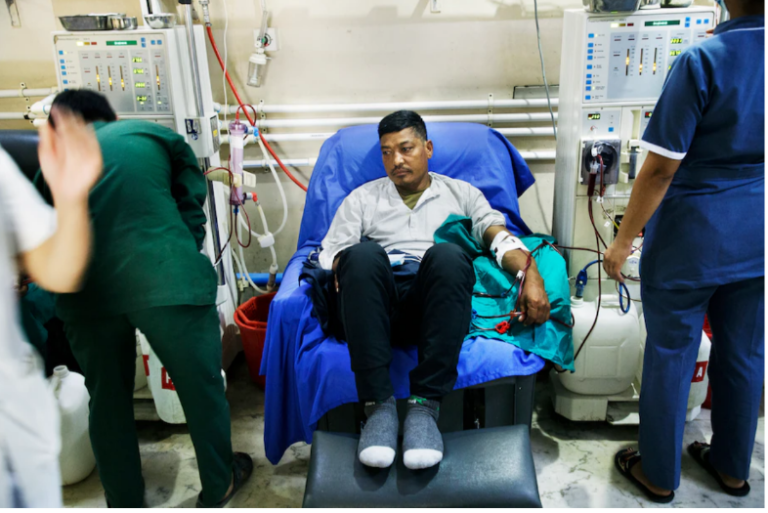 The world’s torrid future is etched in the crippled kidneys of Nepali workers