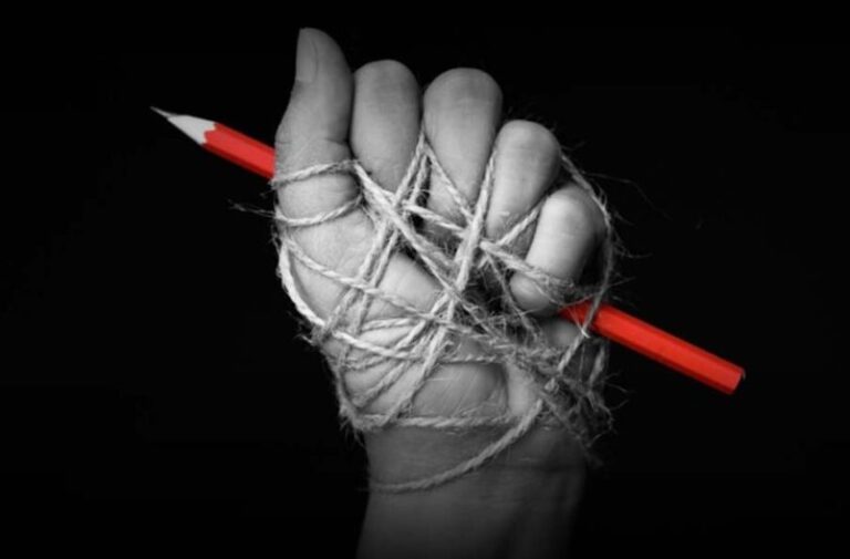 Sri Lanka: Journos cry foul over P’ment Privileges Act; Accuse Govt. of witch-hunt